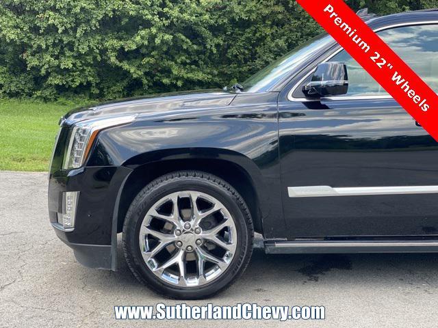used 2019 Cadillac Escalade ESV car, priced at $34,998