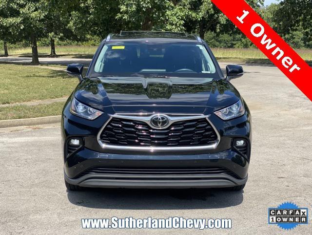 used 2021 Toyota Highlander car, priced at $32,398