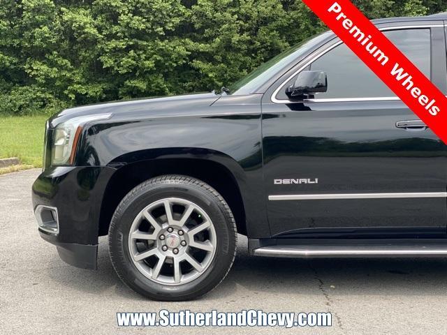 used 2019 GMC Yukon XL car, priced at $33,998