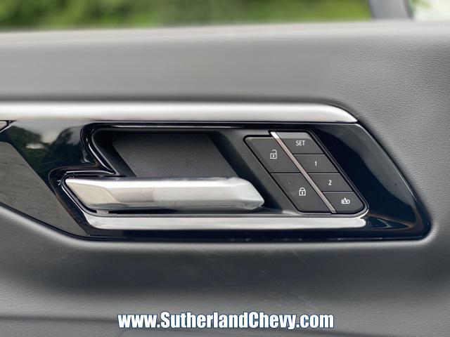 new 2025 Chevrolet Suburban car, priced at $81,885