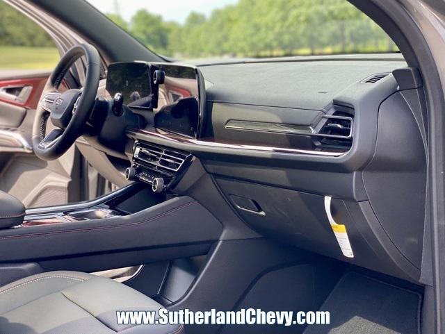 new 2025 Chevrolet Traverse car