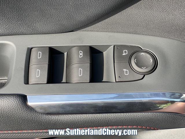 new 2025 Chevrolet Traverse car