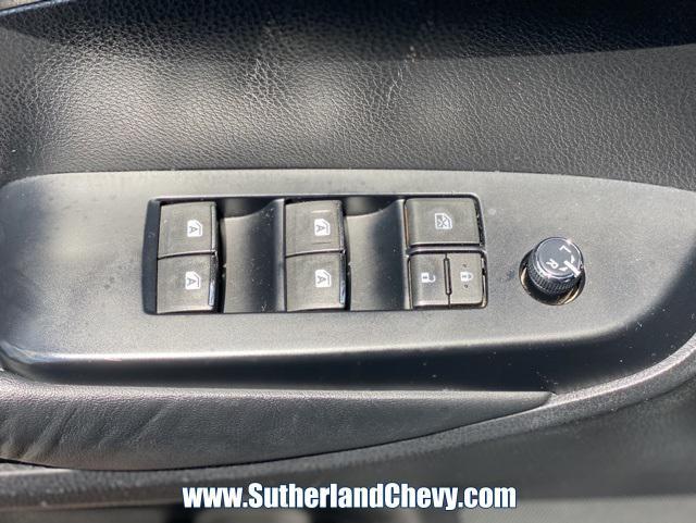 used 2015 Toyota Highlander car, priced at $15,698