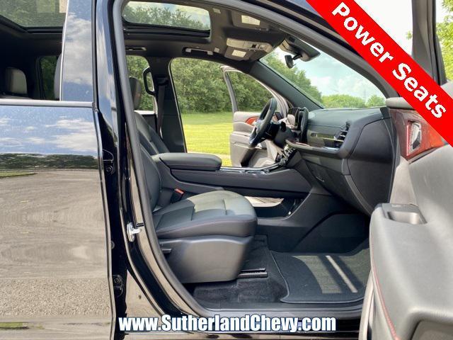 used 2025 Chevrolet Traverse car, priced at $51,288