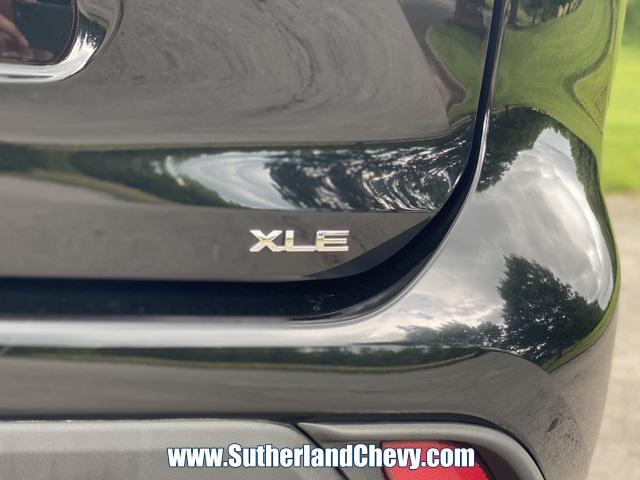 used 2022 Toyota Highlander Hybrid car, priced at $37,568