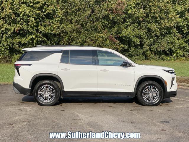 used 2024 Chevrolet Traverse car, priced at $35,978
