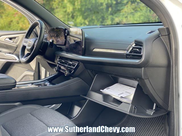 used 2024 Chevrolet Traverse car, priced at $35,978