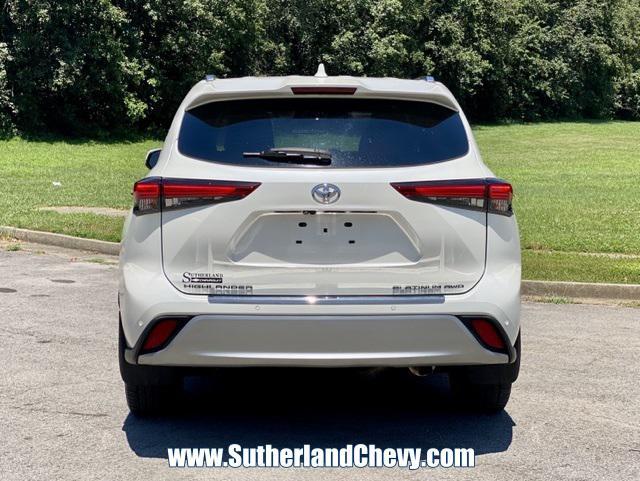 used 2021 Toyota Highlander car, priced at $35,998