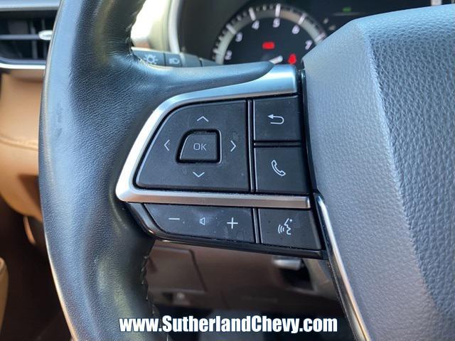 used 2021 Toyota Highlander car, priced at $35,998