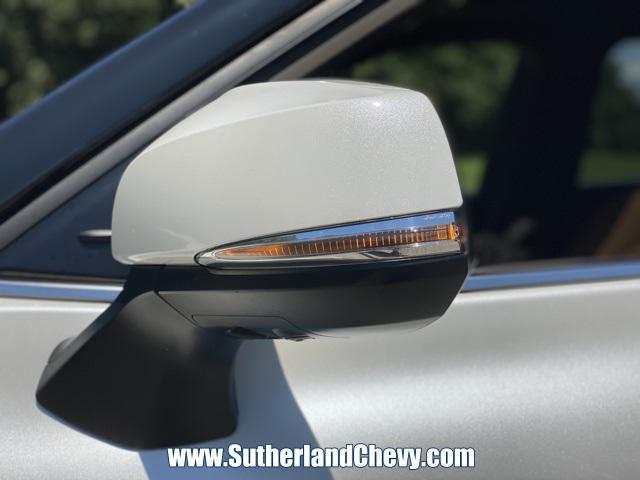 used 2021 Toyota Highlander car, priced at $35,998