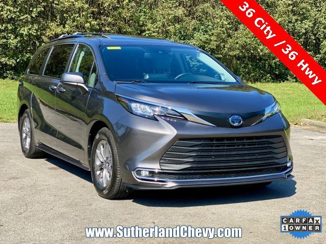 used 2022 Toyota Sienna car, priced at $39,698