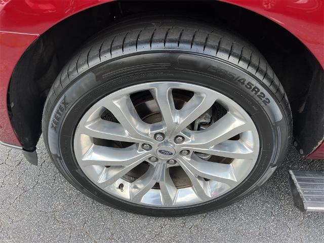 used 2018 Ford Expedition car, priced at $22,777