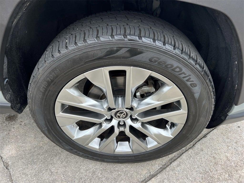 used 2021 Toyota RAV4 car, priced at $22,996