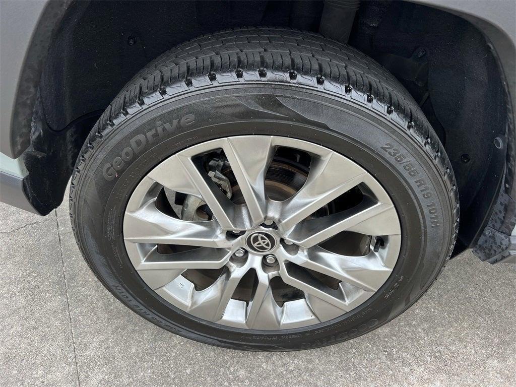 used 2021 Toyota RAV4 car, priced at $22,996