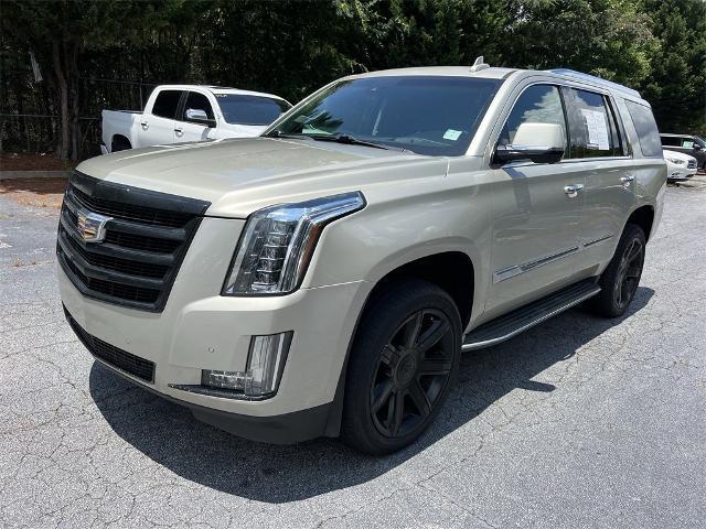 used 2016 Cadillac Escalade car, priced at $24,991