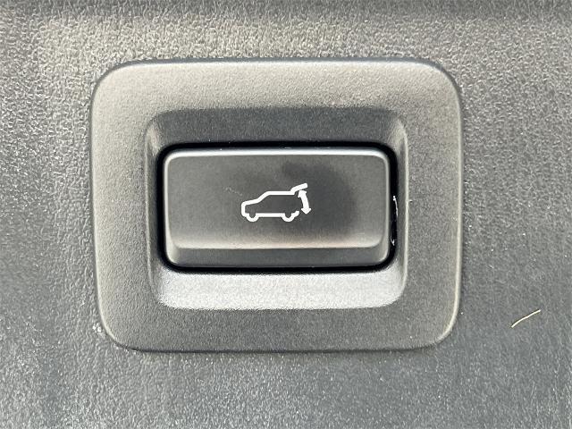 used 2022 Mazda CX-9 car, priced at $25,724