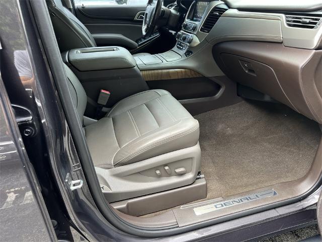 used 2018 GMC Yukon car, priced at $32,996