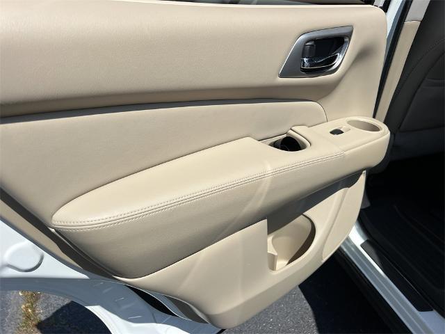 used 2017 Nissan Pathfinder car, priced at $11,134