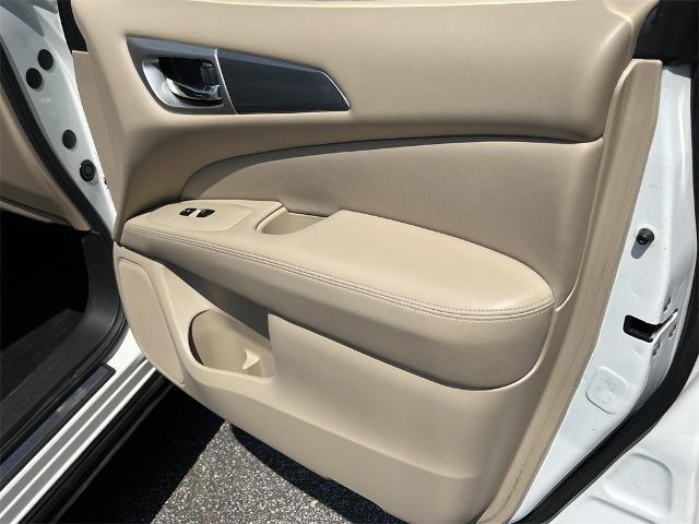 used 2017 Nissan Pathfinder car, priced at $11,134