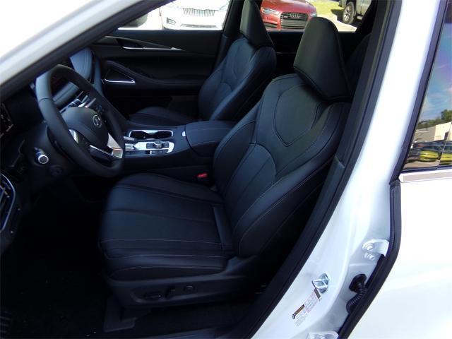 new 2025 INFINITI QX60 car