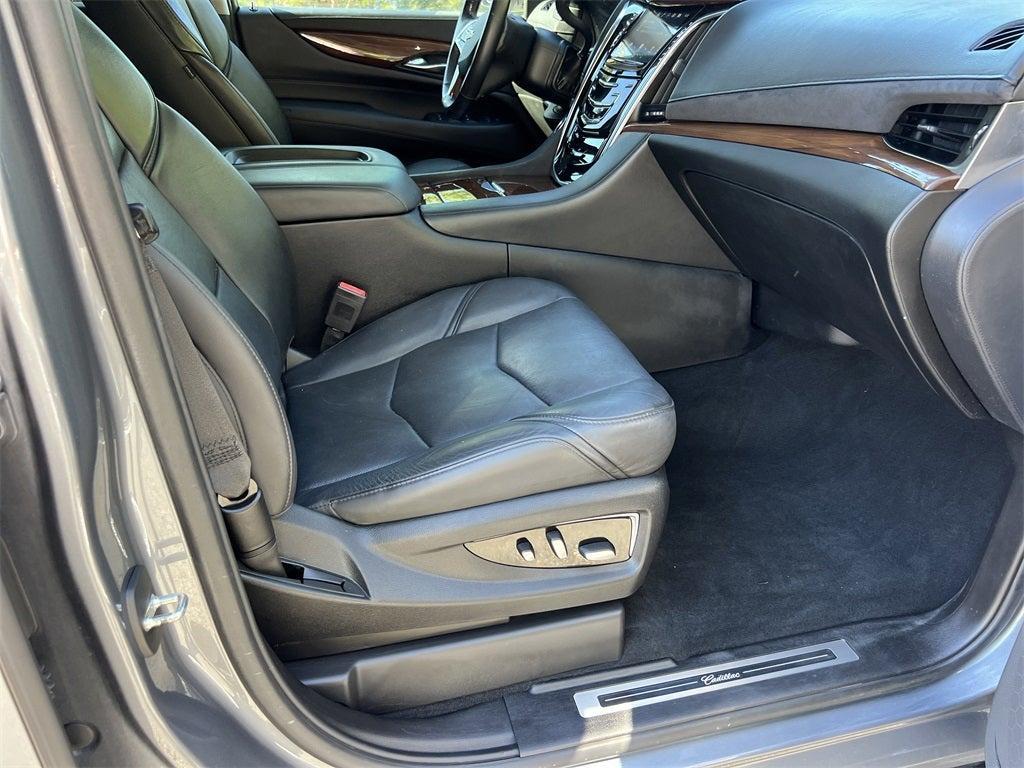 used 2018 Cadillac Escalade ESV car, priced at $28,304