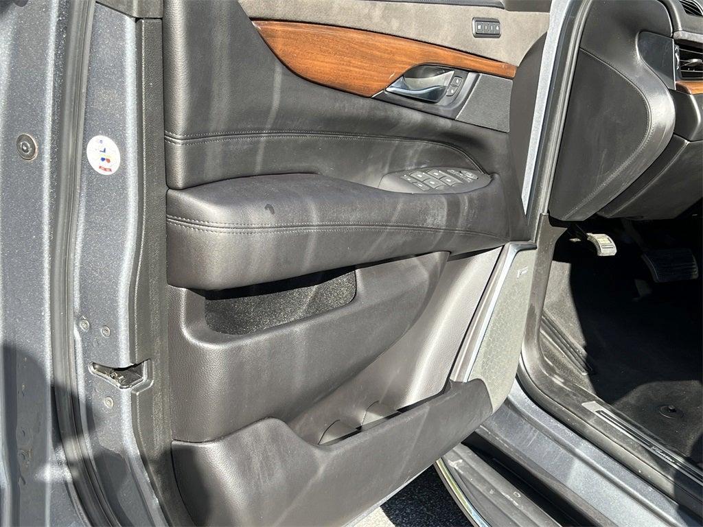 used 2018 Cadillac Escalade ESV car, priced at $28,304