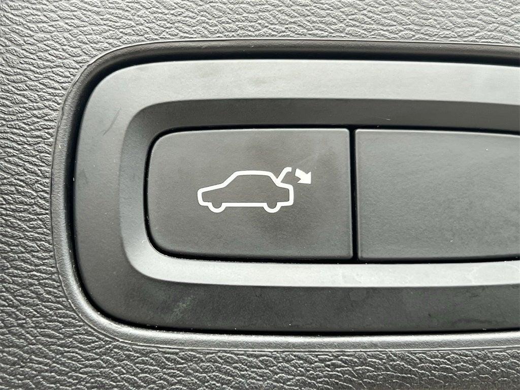used 2019 Volvo XC60 car, priced at $22,449