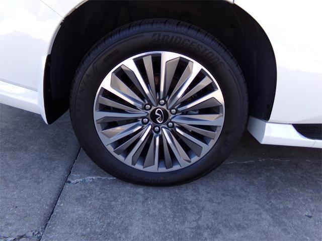 new 2025 INFINITI QX80 car, priced at $96,940