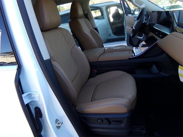 new 2025 INFINITI QX80 car, priced at $96,940