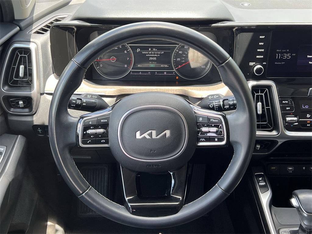 used 2023 Kia Sorento car, priced at $26,979