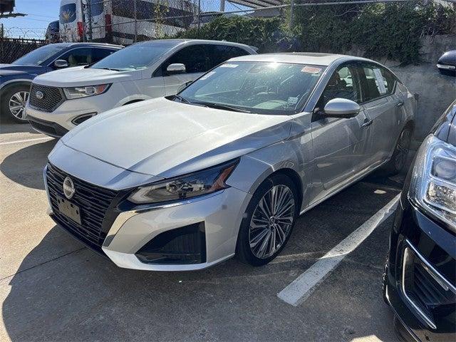 used 2023 Nissan Altima car, priced at $22,971