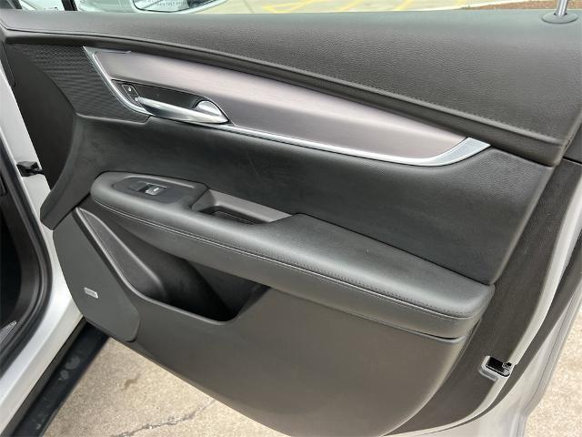 used 2019 Cadillac XT5 car, priced at $17,997