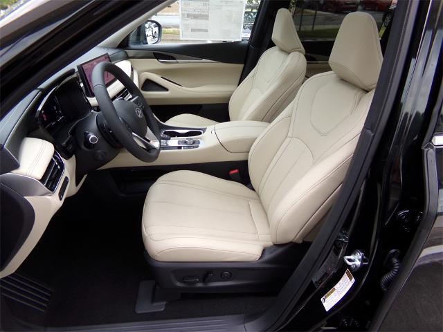 new 2025 INFINITI QX60 car