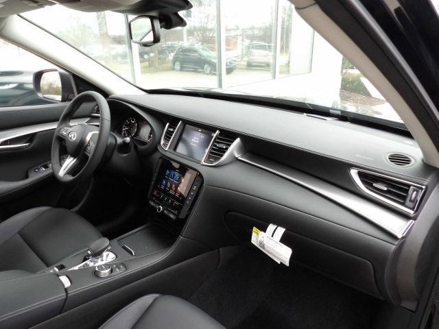 new 2025 INFINITI QX50 car