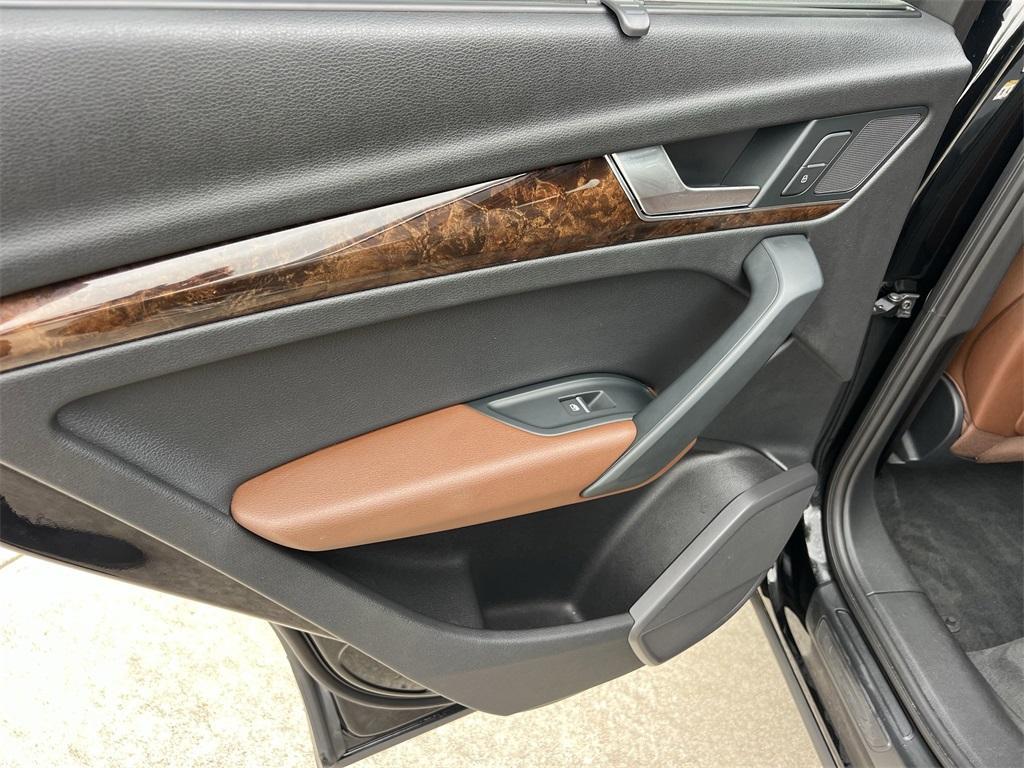 used 2018 Audi Q5 car, priced at $20,991