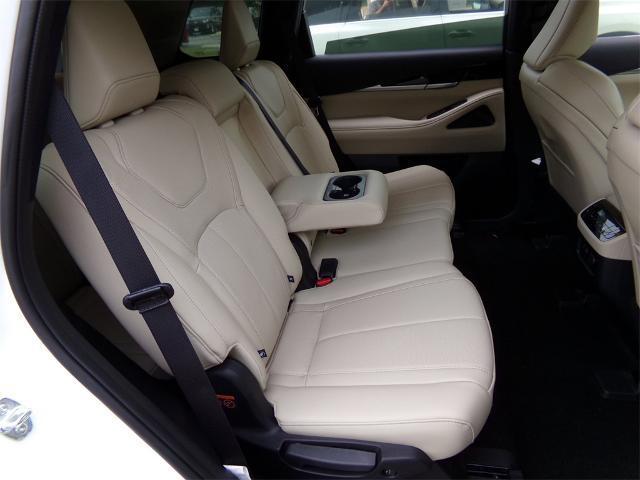 new 2025 INFINITI QX60 car