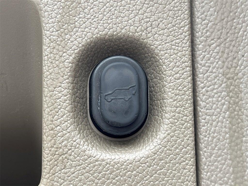 used 2016 Chevrolet Suburban car, priced at $26,762