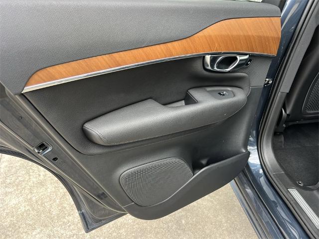 used 2021 Volvo XC90 car, priced at $24,432