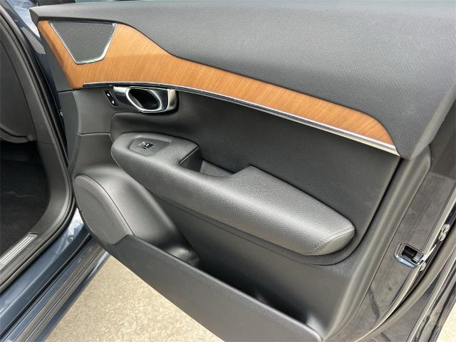 used 2021 Volvo XC90 car, priced at $24,432