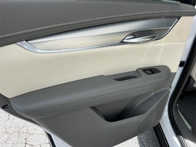 used 2018 Cadillac XT5 car, priced at $18,392