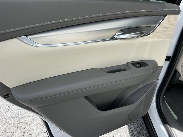 used 2018 Cadillac XT5 car, priced at $18,392