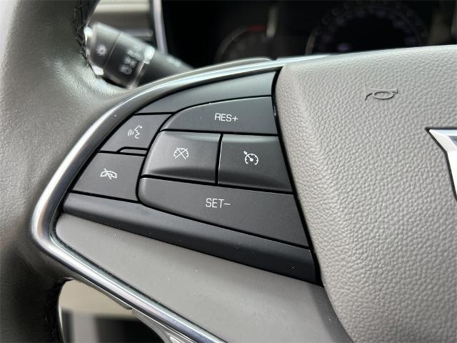 used 2018 Cadillac XT5 car, priced at $18,392