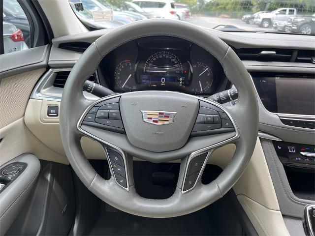used 2018 Cadillac XT5 car, priced at $18,392