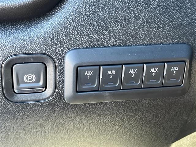 new 2024 Chevrolet Silverado 3500 car, priced at $73,303