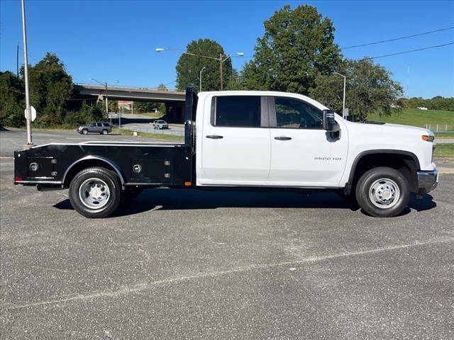 new 2024 Chevrolet Silverado 3500 car, priced at $73,303