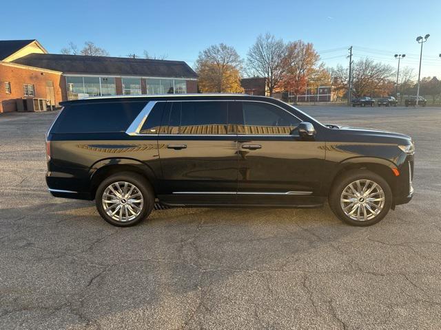 used 2023 Cadillac Escalade ESV car, priced at $54,896