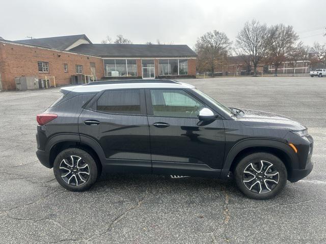used 2023 Chevrolet TrailBlazer car, priced at $21,615
