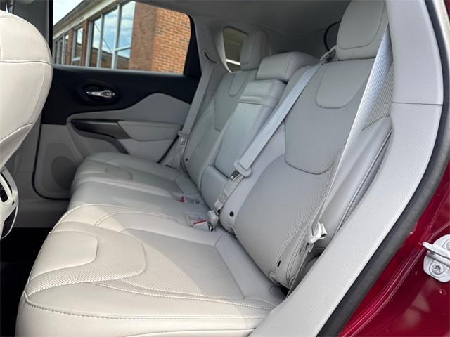 used 2019 Jeep Cherokee car, priced at $16,197