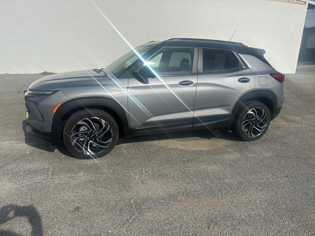 used 2024 Chevrolet TrailBlazer car, priced at $23,339