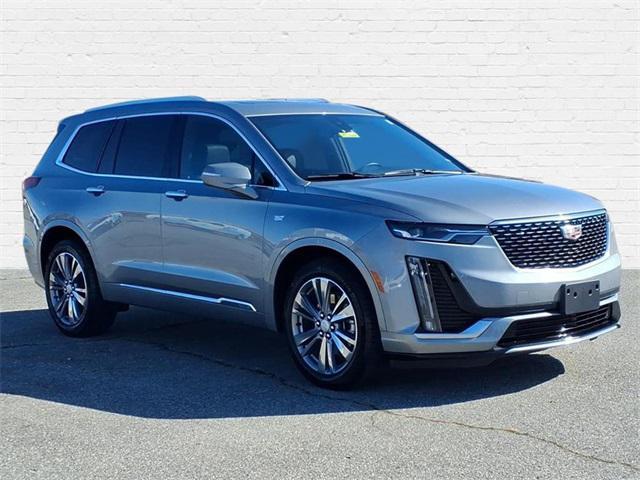 used 2025 Cadillac XT6 car, priced at $42,250